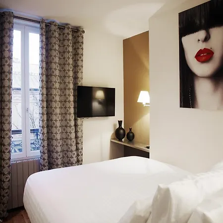 Grenelle - 4 Adults