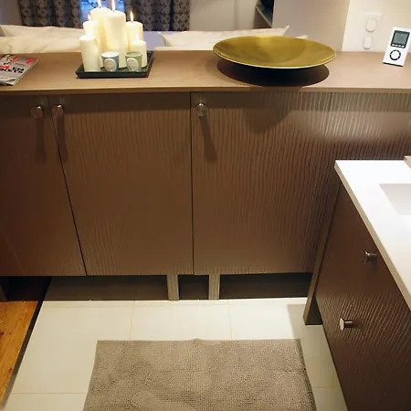 Grenelle - 4 Adults *
