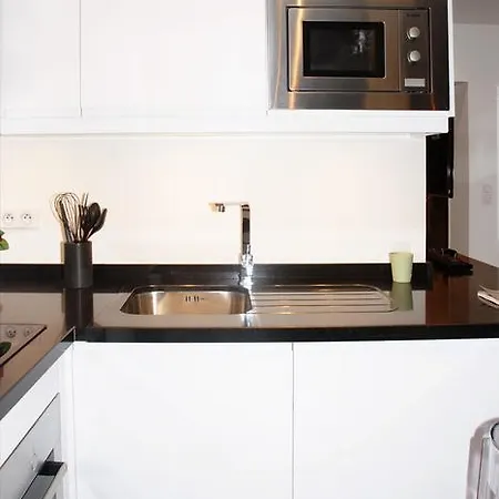 Grenelle - 4 Adults